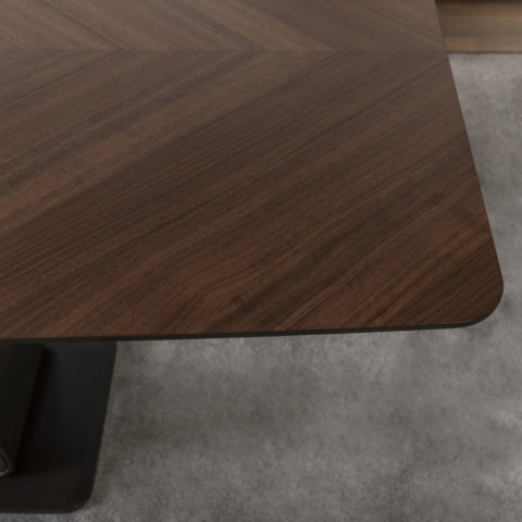 Trpezarijski sto Arcadia