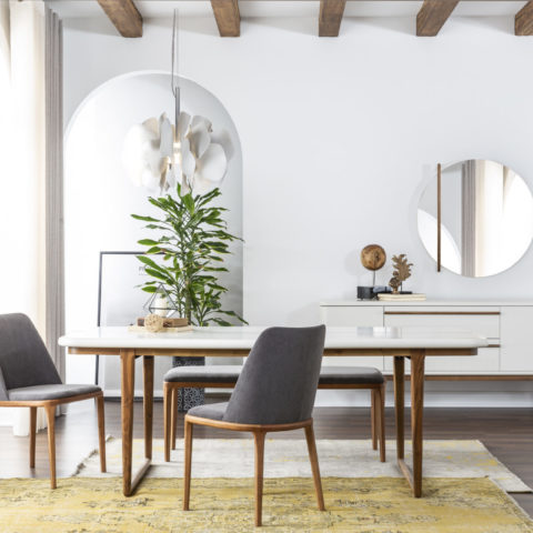 Trpezarijski sto Point