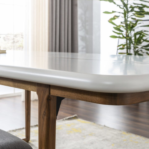 Trpezarijski sto Point